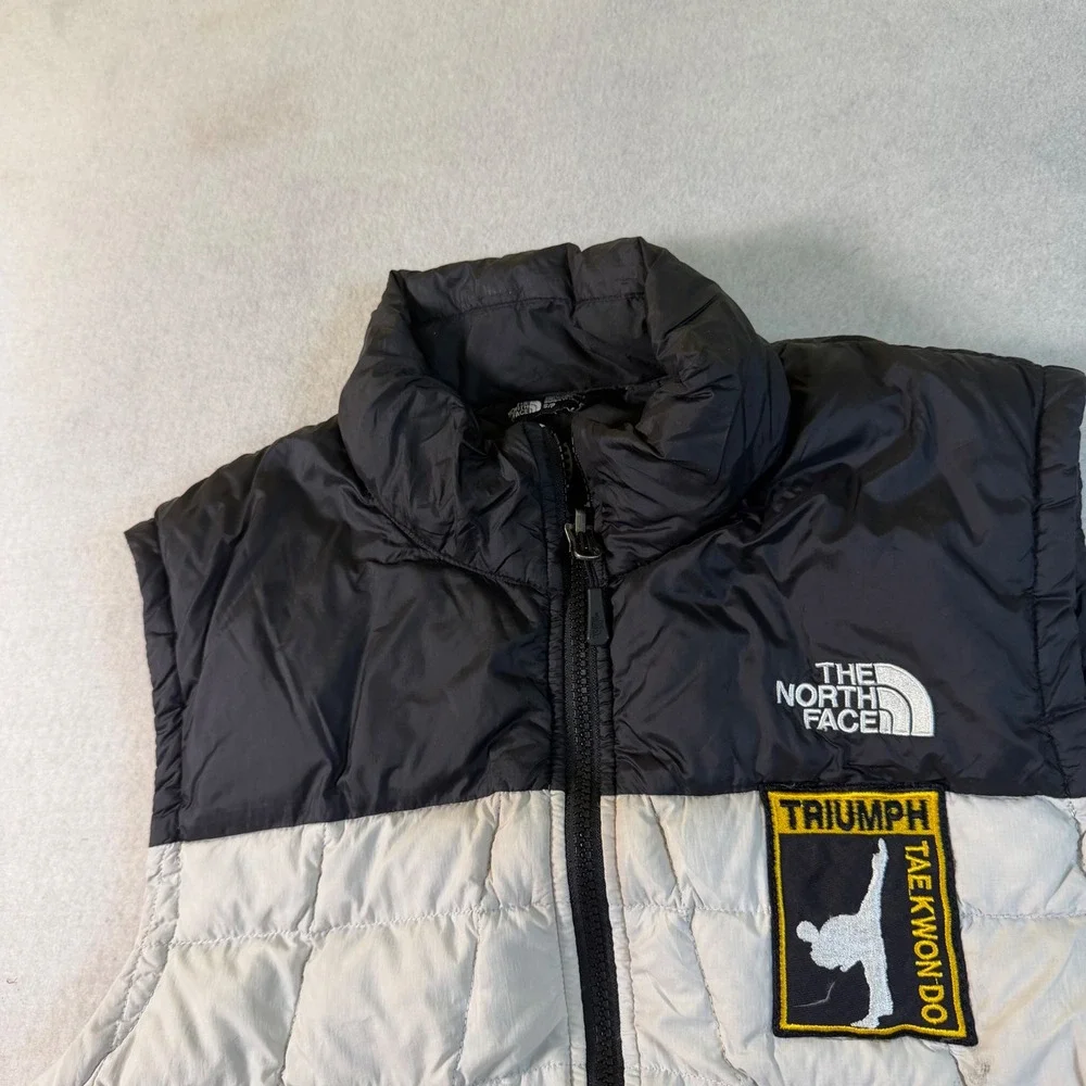 The North Face 550‎ Down Puffer Vest Black Gray Triumph Tae Kwon Do Mens Small